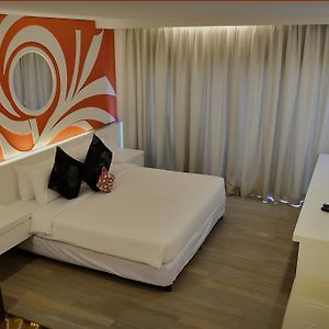 Courtyard Suite Double Bed